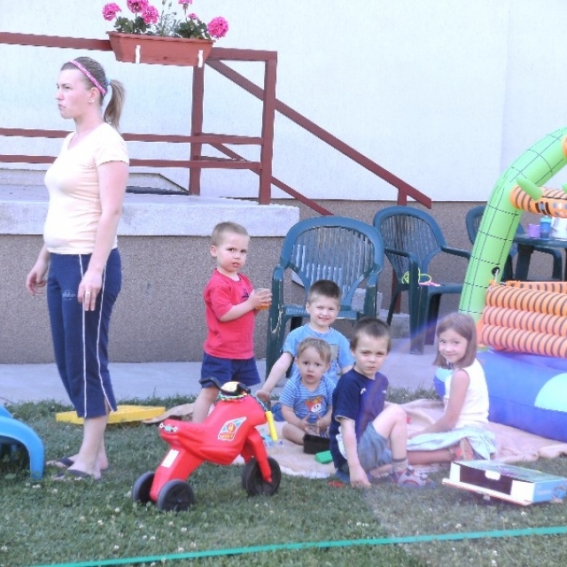 party00002
